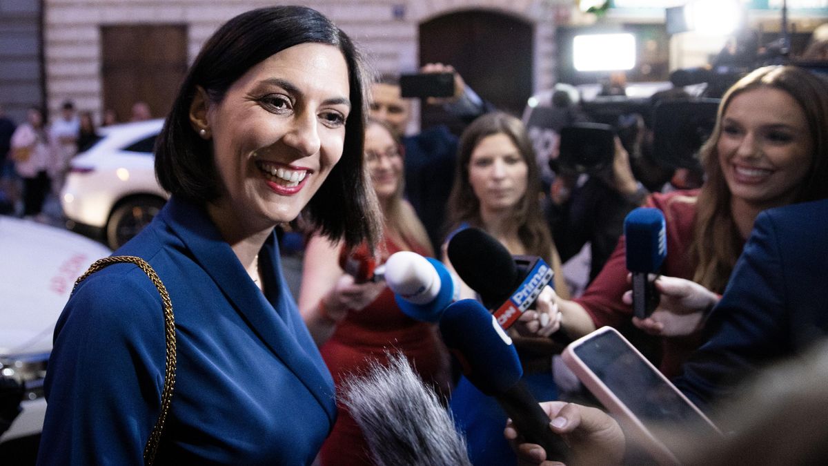 Odvážná Pekarová. Mluví o věcech, o nichž se v Česku mlčí